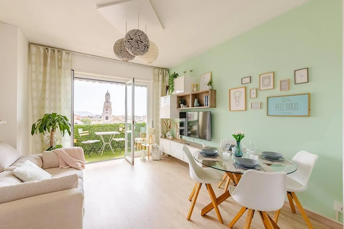 Sanremo Blumarine Vacation Apartment Italy