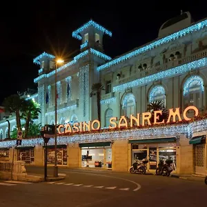 Appartement Teatro Ariston, Elegante, San Remo